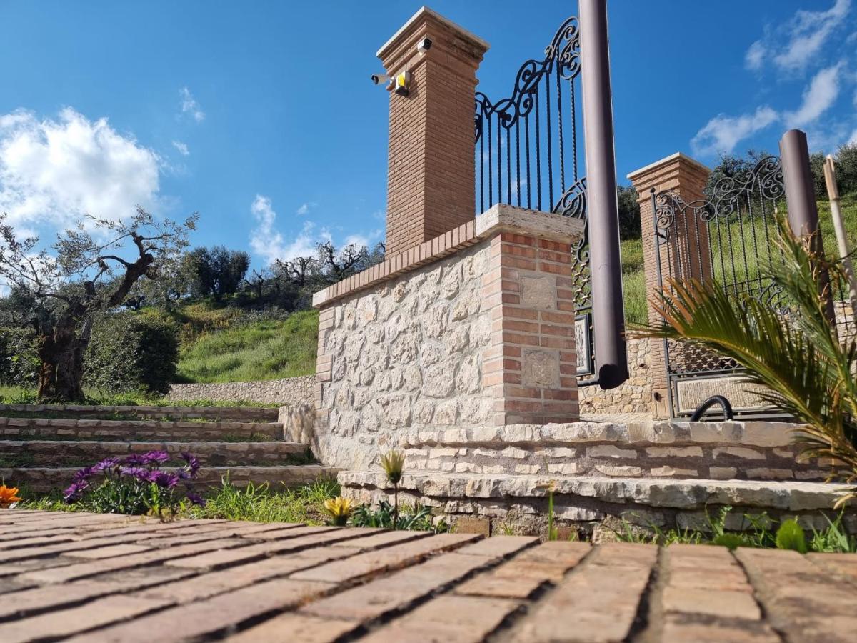 Casale Dei Priori Panzió Rocca Massima Kültér fotó