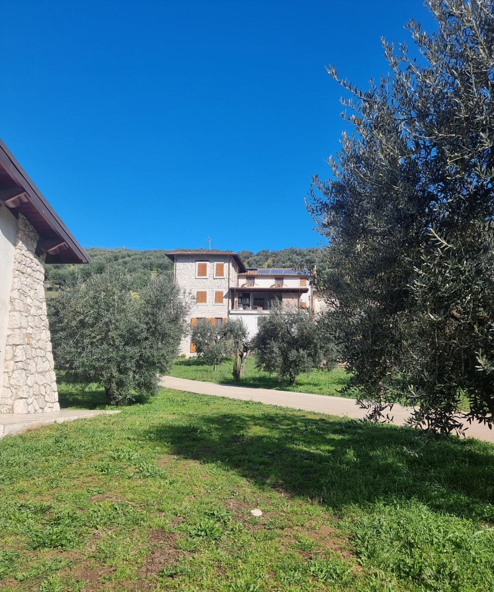 Casale Dei Priori Panzió Rocca Massima Kültér fotó